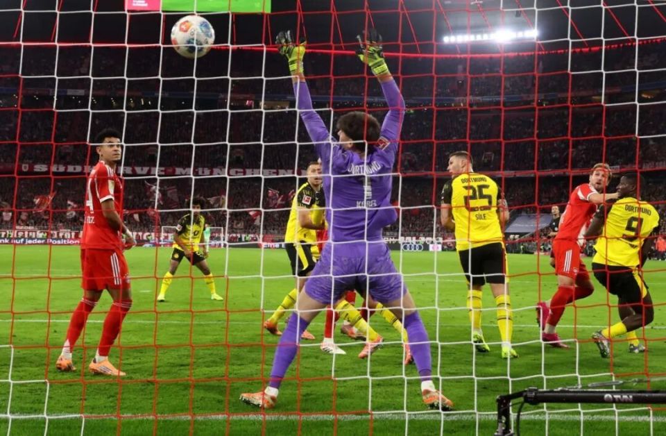 规被黄牌警 规被黄牌警